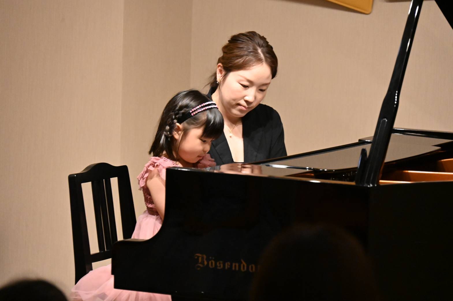 高津区と中原区の境目、武蔵新城駅徒歩3分のピアノ・リトミック
