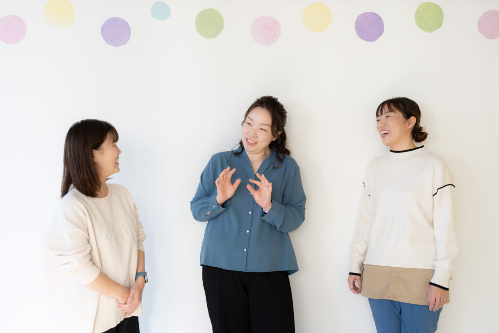 武蔵新城の音楽教室トイロミュージックの講師たちの写真