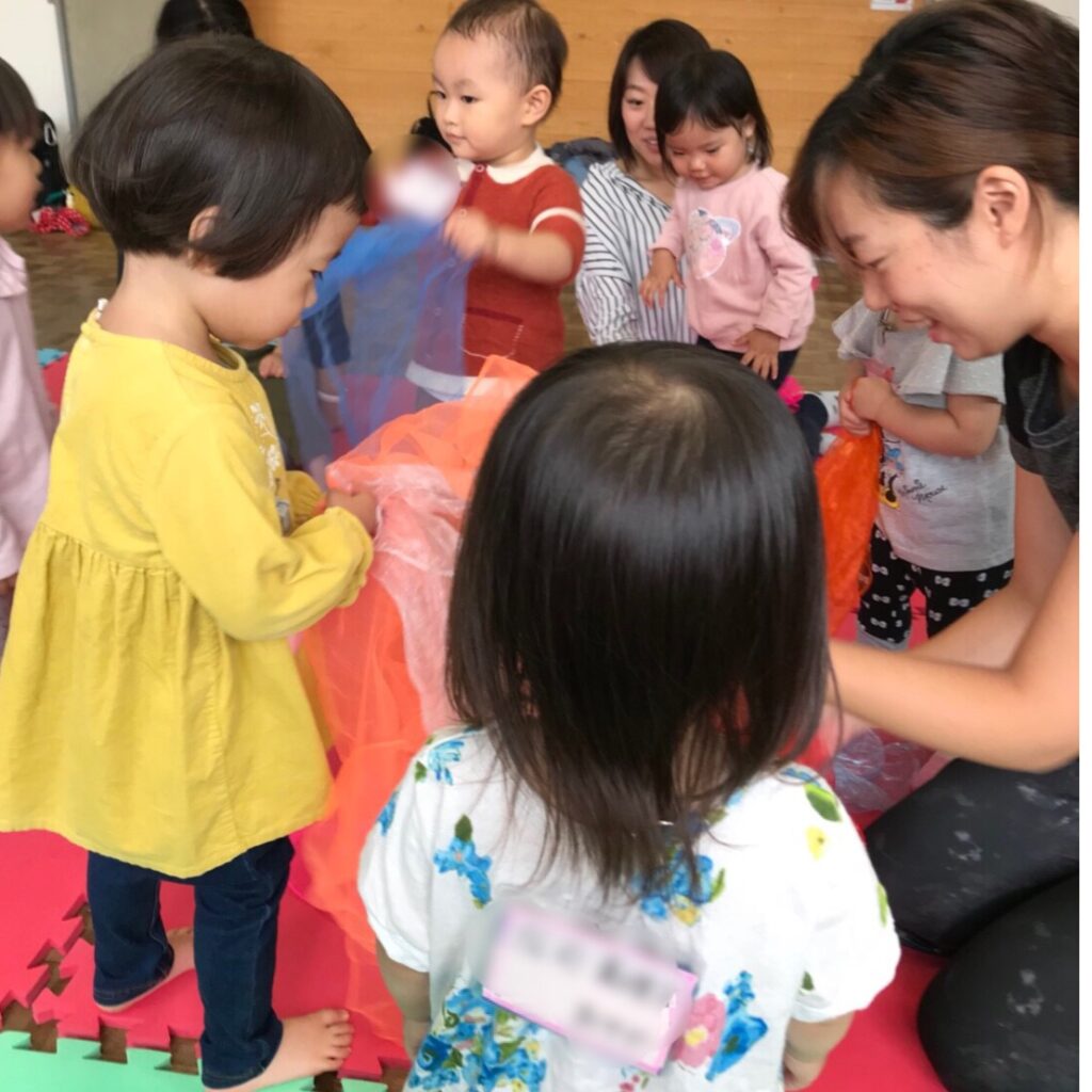 武蔵新城でリトミック講師を始めた頃のレッスンの様子