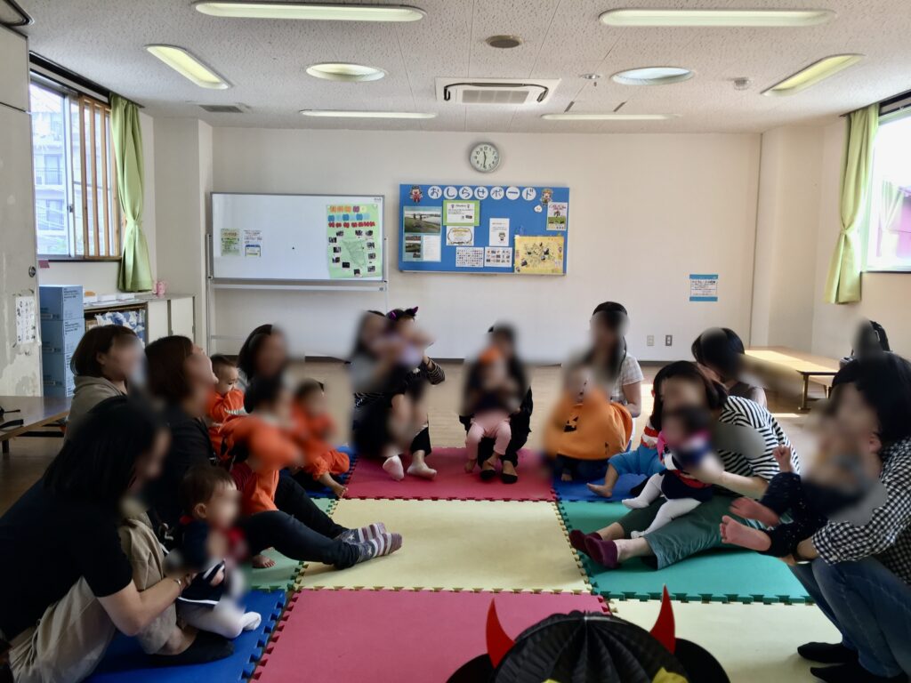 公共施設でリトミックサークル時代にやっていたレッスンの様子